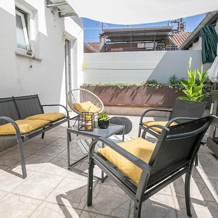 アパート Colosseum View&dreams